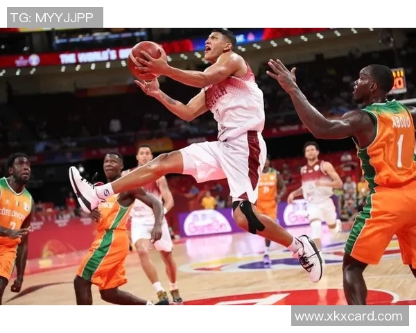 成都篮球队在世界杯中的意识表现分析与启示